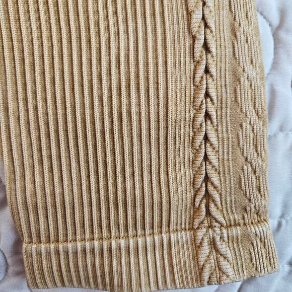 NWT Offline by Aerie Hi Rise Ribbed Braided Leggings Sz Medium - Picture 6 of 8